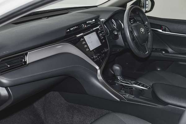 2020 Toyota Camry Ascent AXVH71R