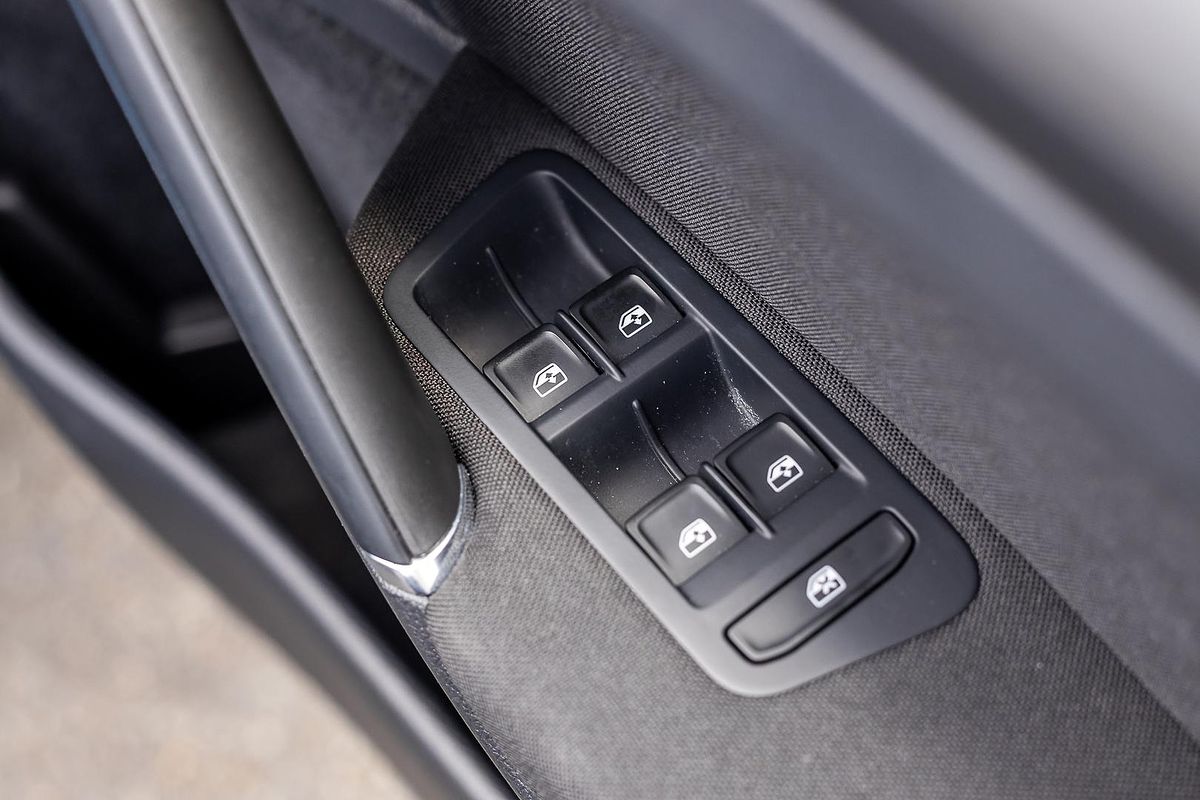 2016 Volkswagen Golf 92TSI Comfortline 7