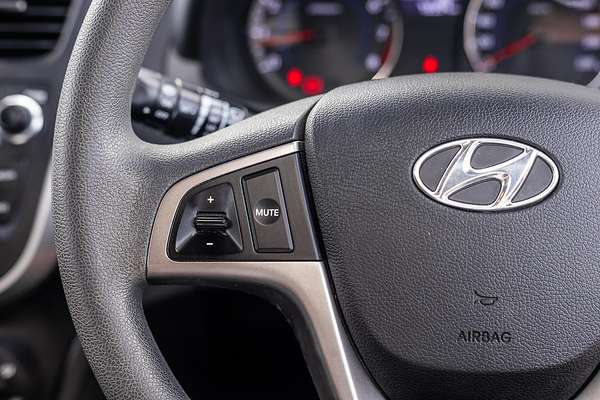 2015 Hyundai Accent Active RB3