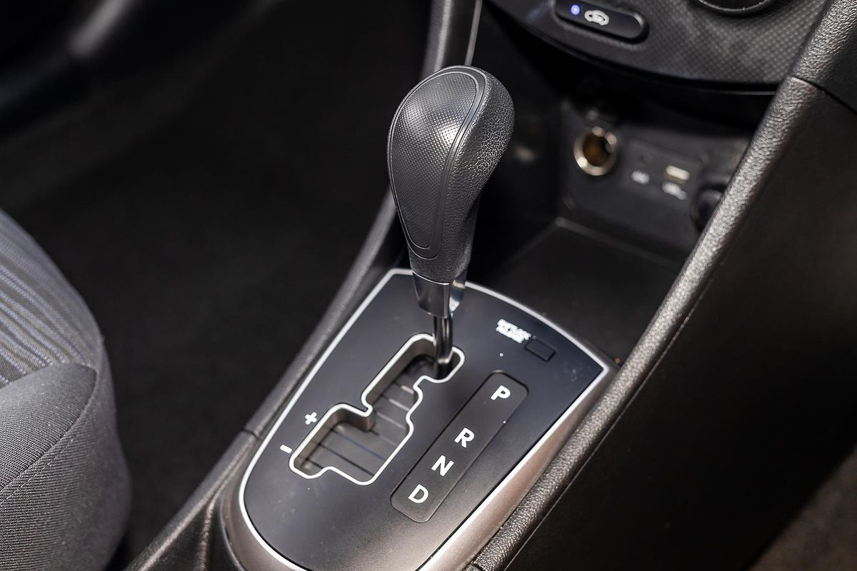 2015 Hyundai Accent Active RB3