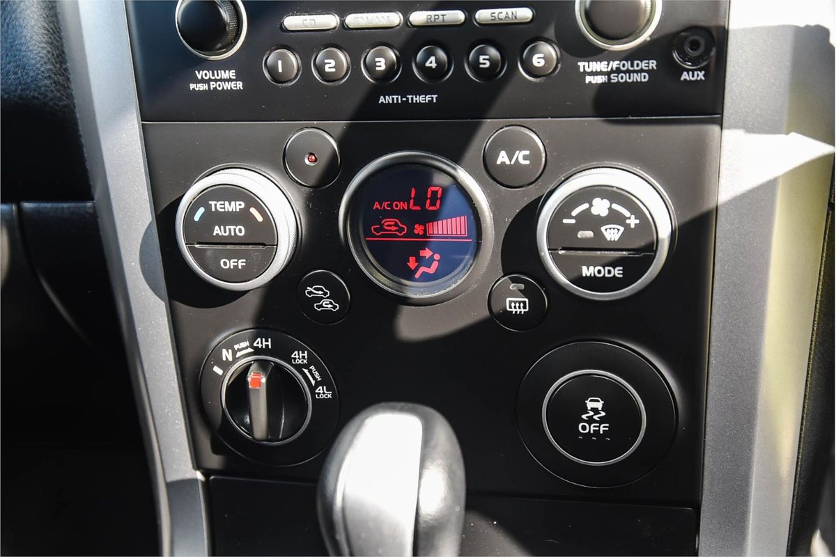 2011 Suzuki Grand Vitara JB