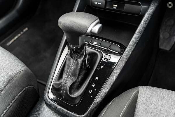 2023 Kia Stonic S YB