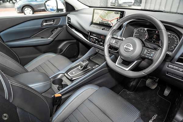 2024 Nissan QASHQAI ST-L J12