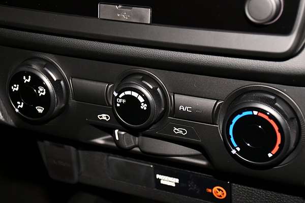 2024 Isuzu D-MAX SX High Ride Rear Wheel Drive