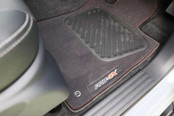 2024 Nissan Navara PRO-4X Warrior D23 4X4