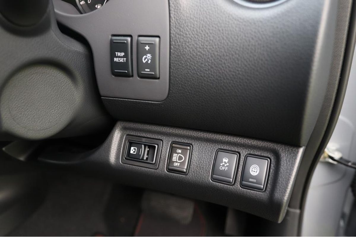 2024 Nissan Navara PRO-4X Warrior D23 4X4