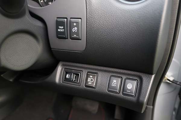 2024 Nissan Navara PRO-4X Warrior D23 4X4