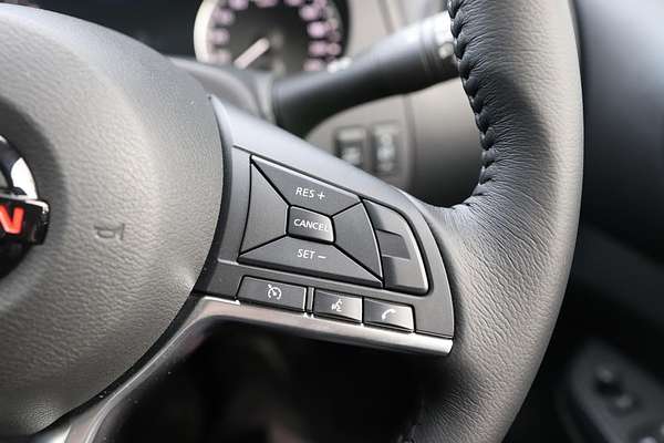 2024 Nissan Navara PRO-4X Warrior D23 4X4