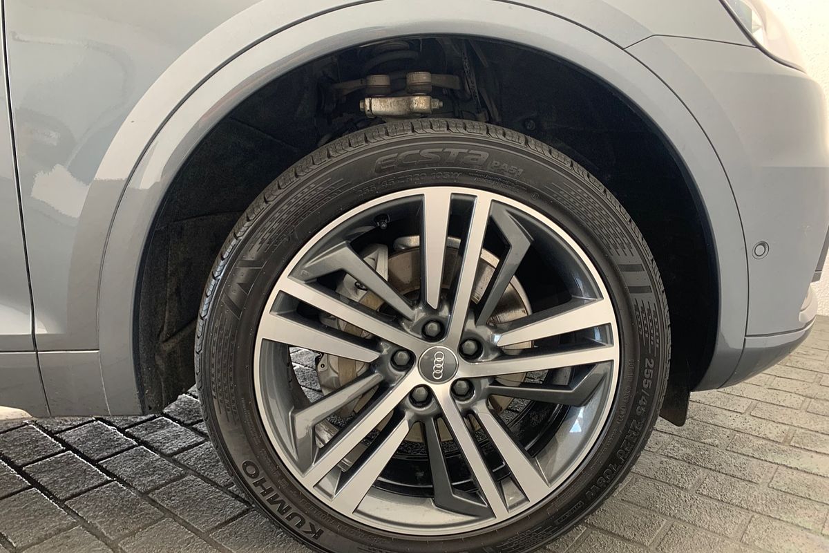 2020 Audi Q5 45 TFSI sport FY