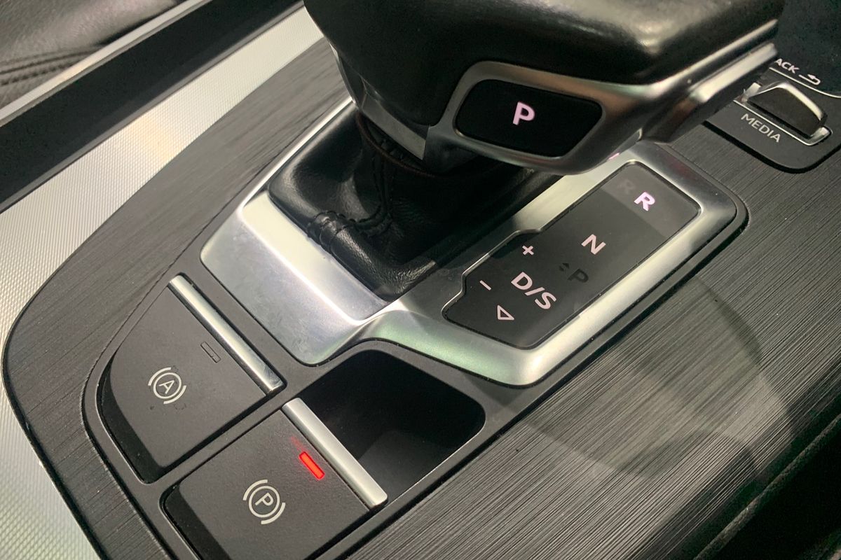 2020 Audi Q5 45 TFSI sport FY