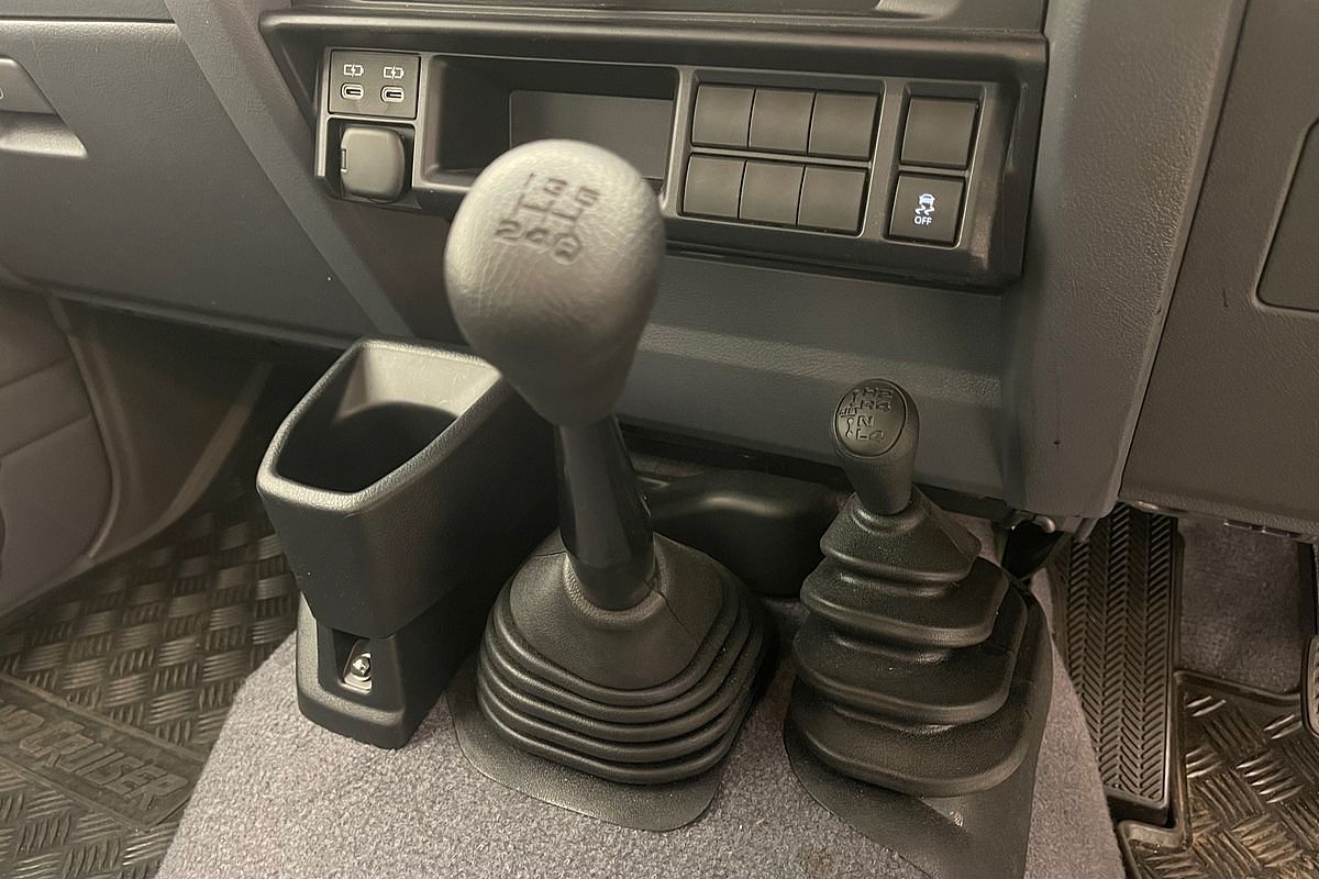 2024 Toyota Landcruiser GXL VDJL79R 4X4