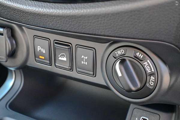 2024 Nissan Navara Black Edition D23 4X4