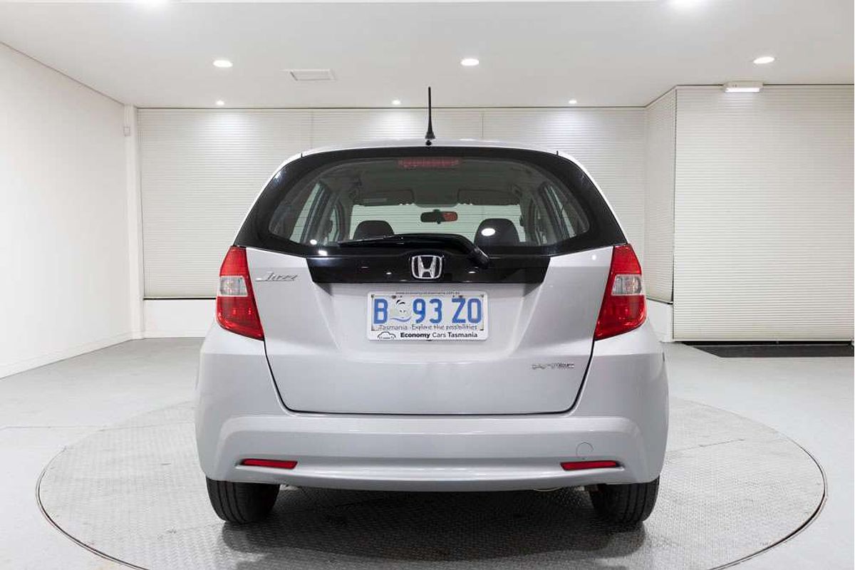 2011 Honda JAZZ GLi 5 SP MANUAL 5D HATCHBACK 4CYL 