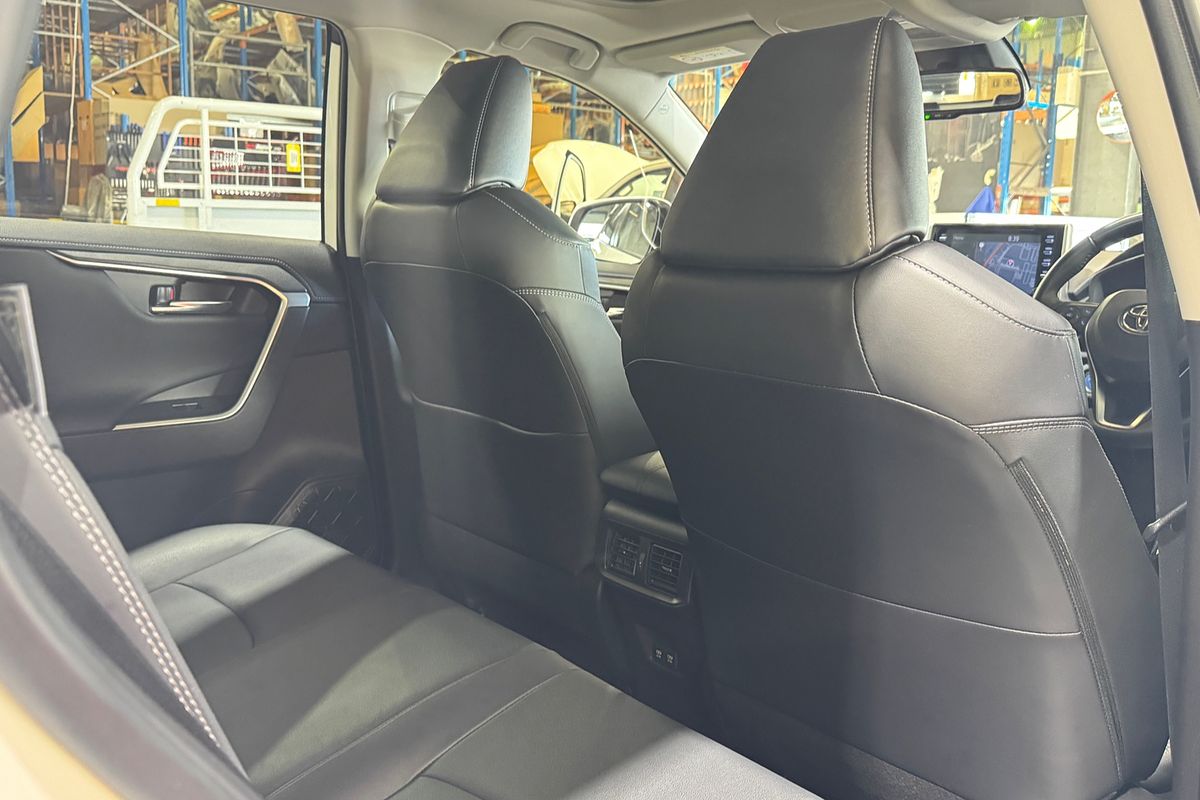 2021 Toyota RAV4 Cruiser AXAH54R