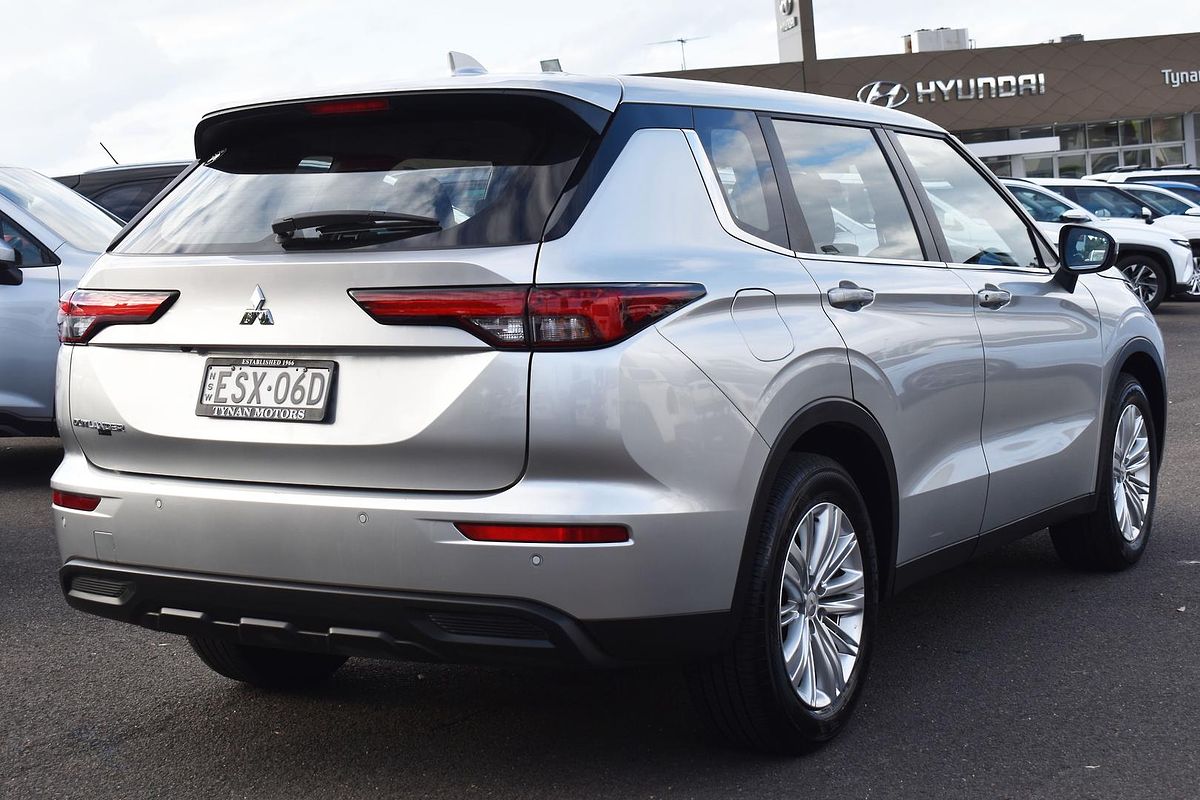 2021 Mitsubishi Outlander ES ZM