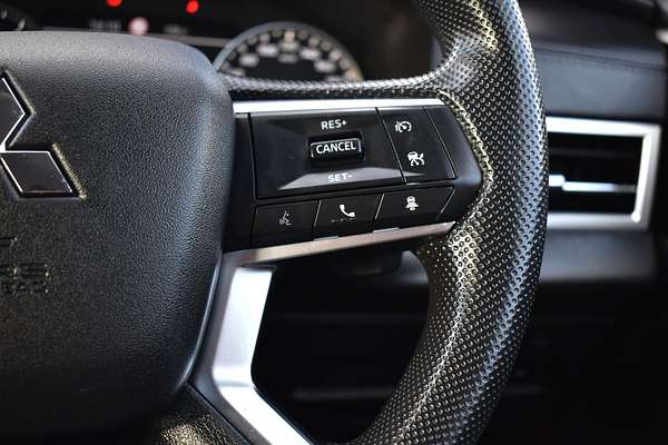 2021 Mitsubishi Outlander ES ZM