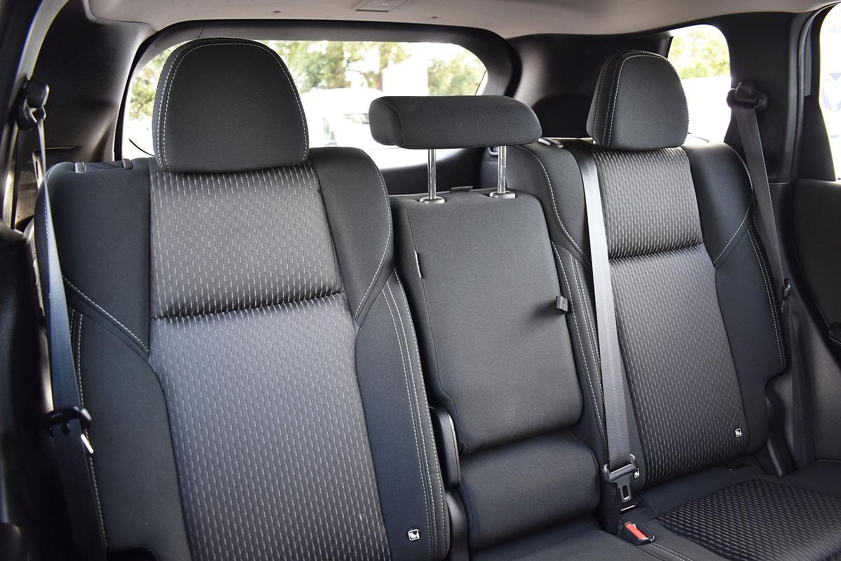 2021 Mitsubishi Outlander ES ZM