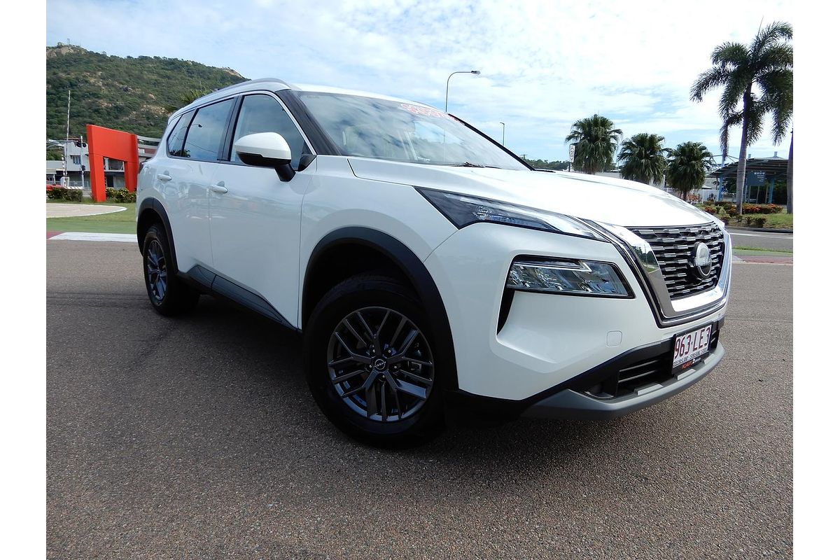 2024 Nissan X-TRAIL ST T33