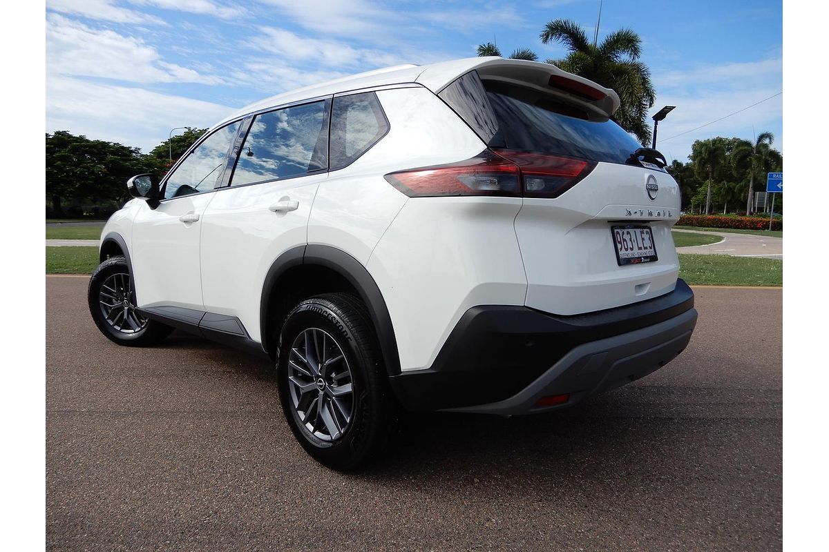 2024 Nissan X-TRAIL ST T33