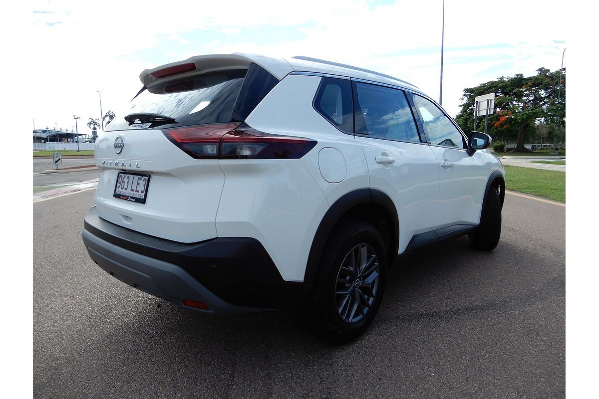 2024 Nissan X-TRAIL ST T33
