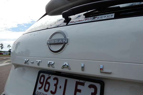2024 Nissan X-TRAIL ST T33