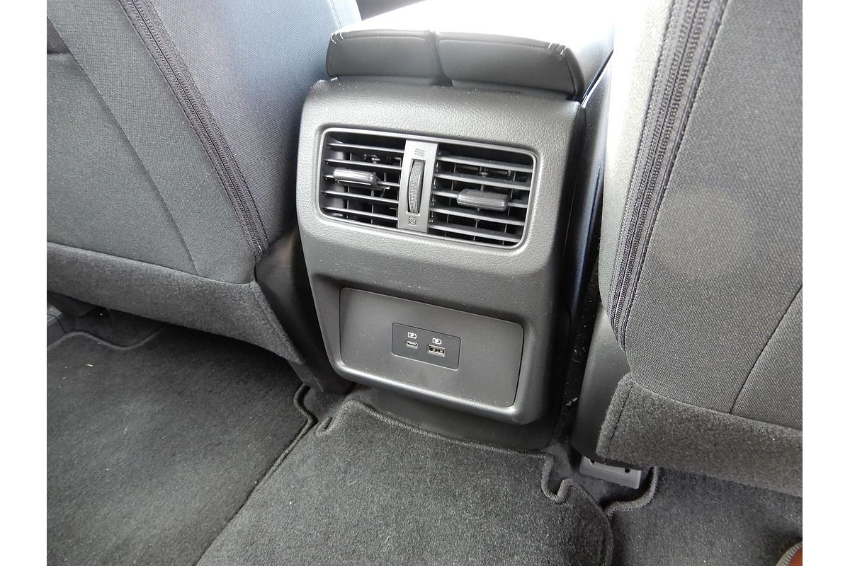 2024 Nissan X-TRAIL ST T33