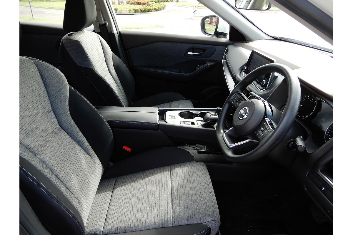 2024 Nissan X-TRAIL ST T33