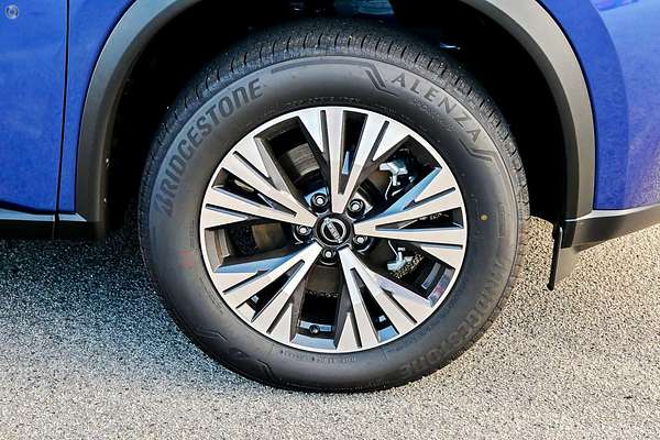 2025 Nissan X-TRAIL ST-L T33