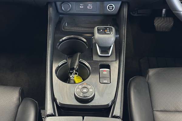 2023 Nissan X-TRAIL ST-L T33