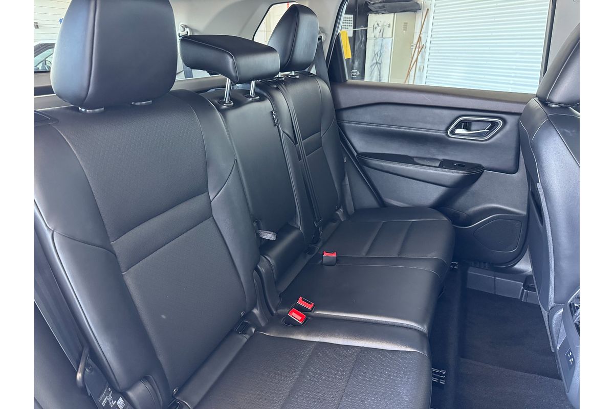 2023 Nissan X-TRAIL ST-L T33