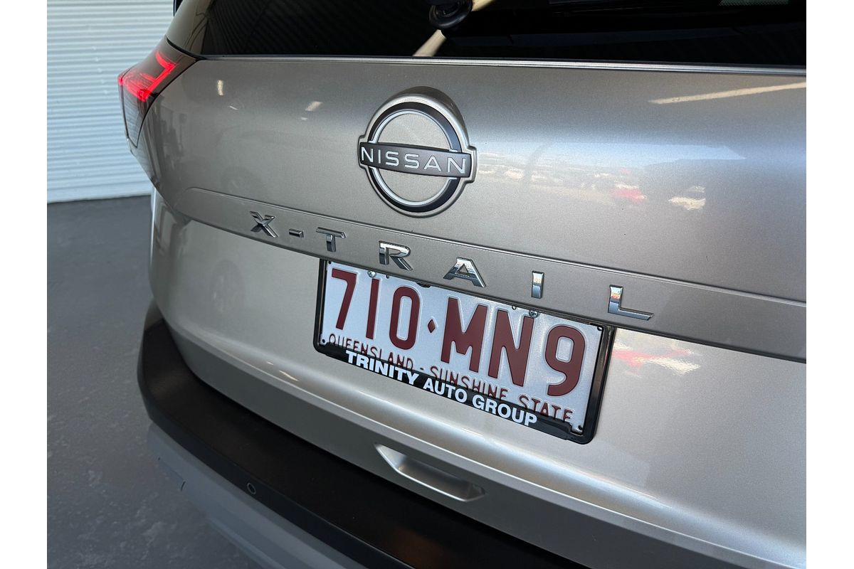 2023 Nissan X-TRAIL ST-L T33