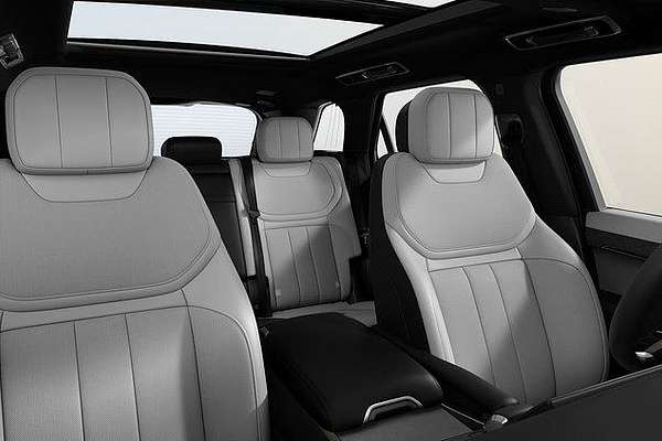 2025 Land Rover Range Rover Sport D300 Dynamic SE L461