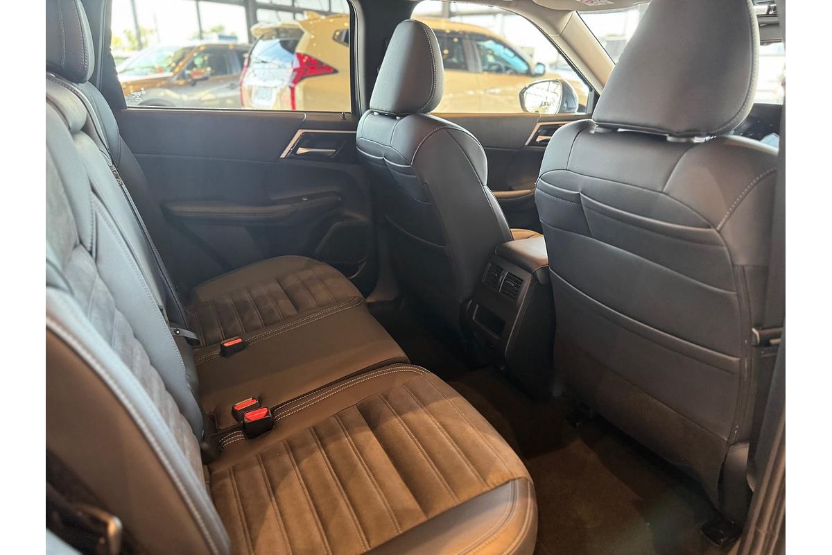 2025 Mitsubishi Outlander Aspire ZM