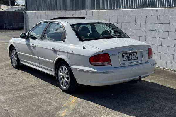 2005 Hyundai SONATA 2.4 GLS 4D A4 SE