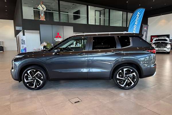 2025 Mitsubishi Outlander Aspire ZM