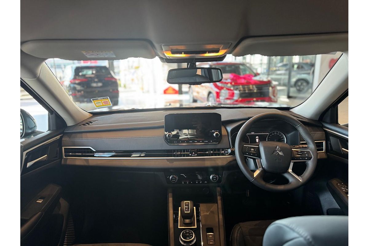 2025 Mitsubishi Outlander Aspire ZM