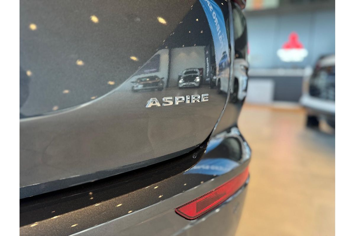 2025 Mitsubishi Outlander Aspire ZM