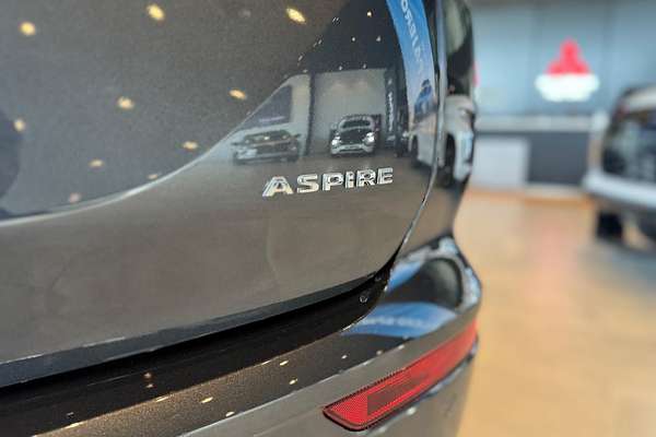2025 Mitsubishi Outlander Aspire ZM
