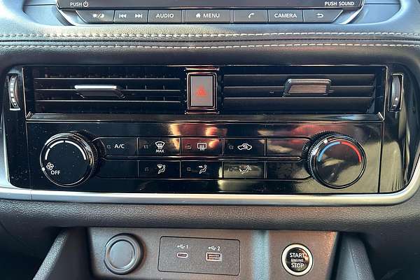 2024 Nissan X-TRAIL ST T33