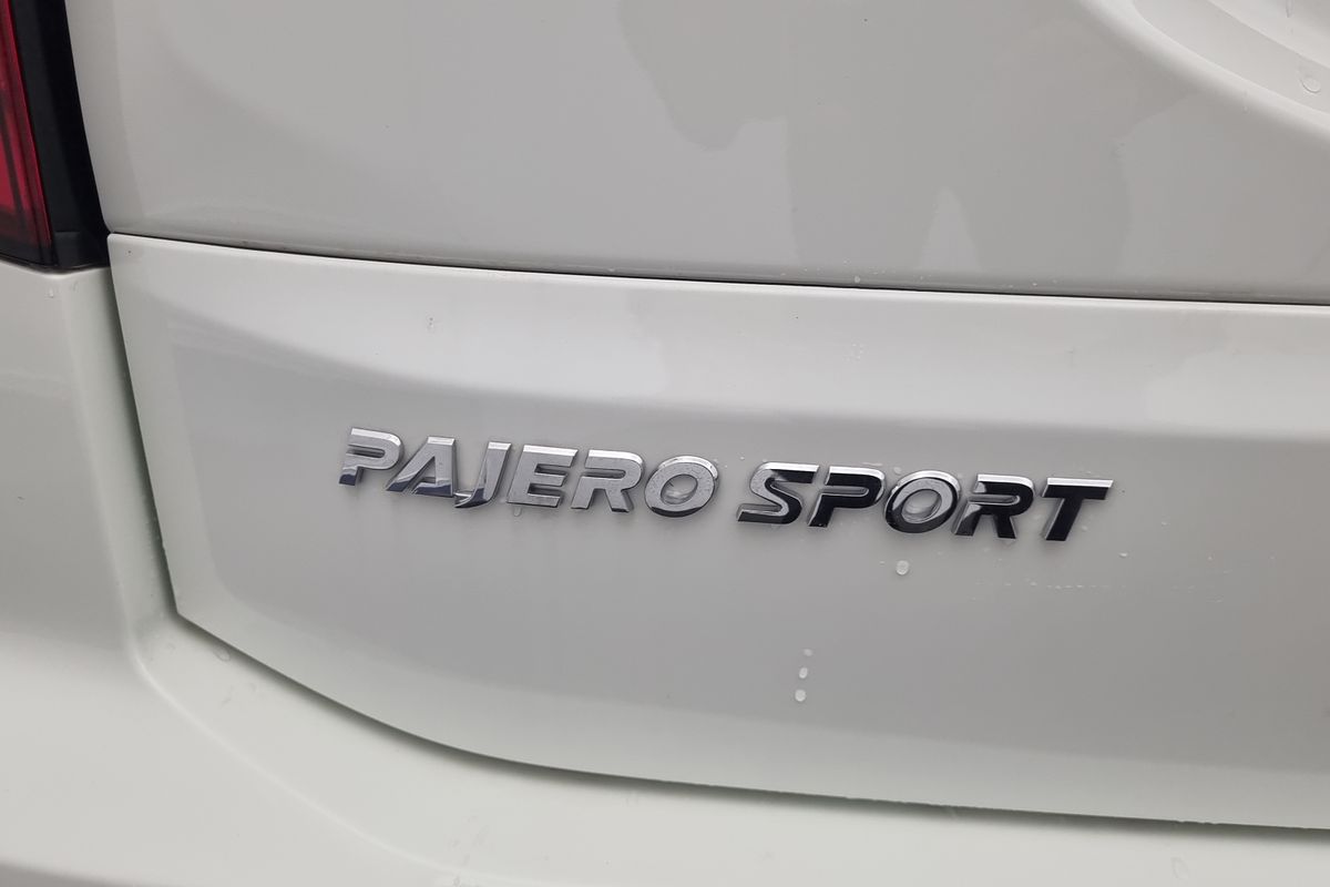 2024 Mitsubishi Pajero Sport GLX QG