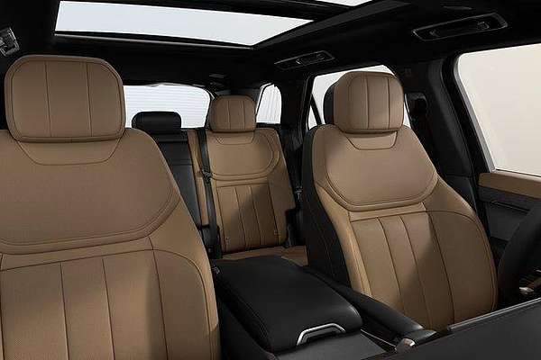 2025 Land Rover Range Rover Sport D300 Dynamic SE L461