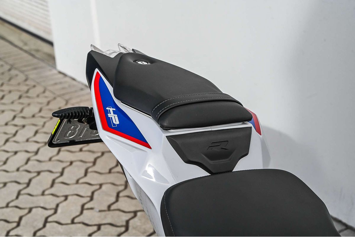 2019 BMW S 1000 R Sport S 1000