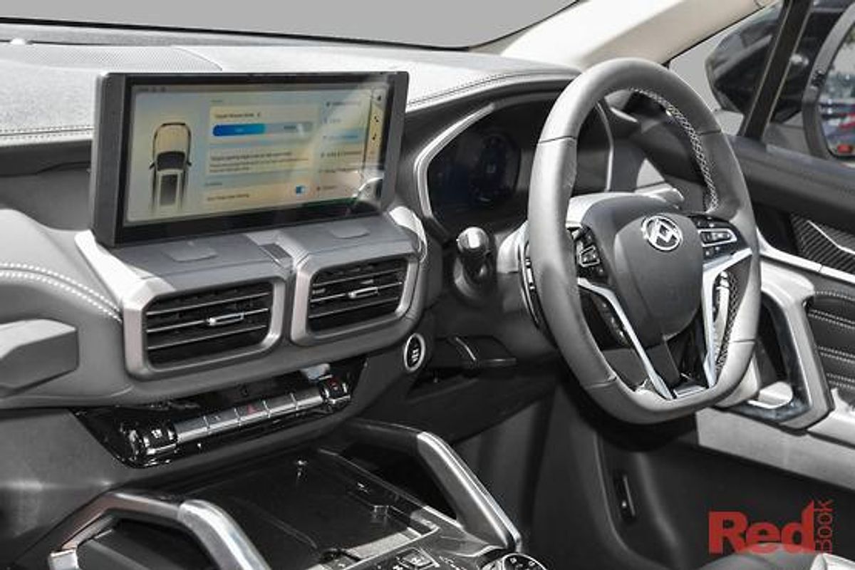 2025 LDV D90 Executive SV9A
