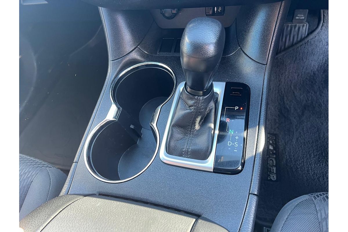2015 Toyota Kluger GX GSU50R