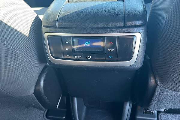 2015 Toyota Kluger GX GSU50R