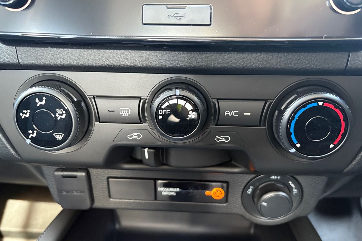2025 Mazda BT-50