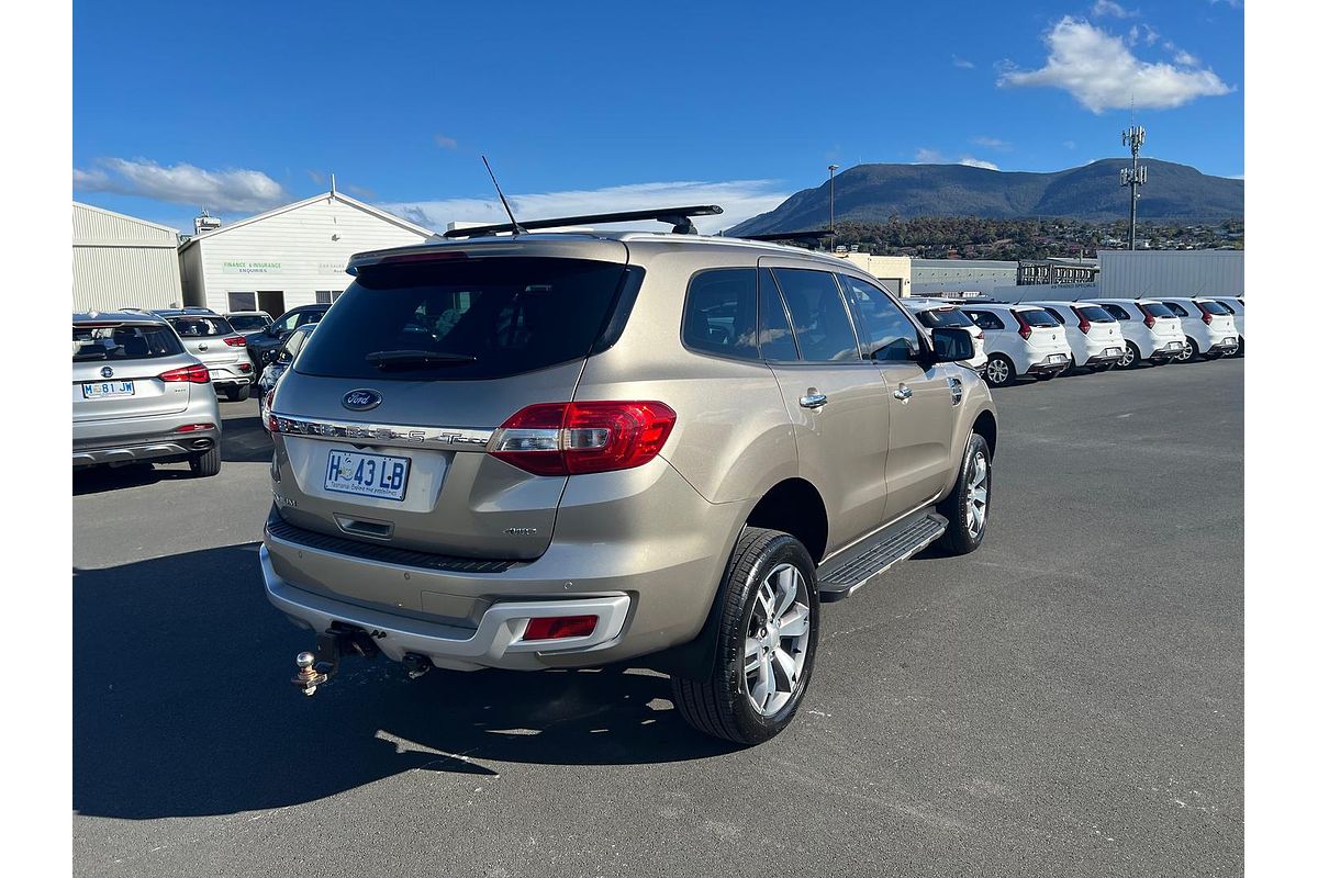 2015 Ford Everest Titanium UA