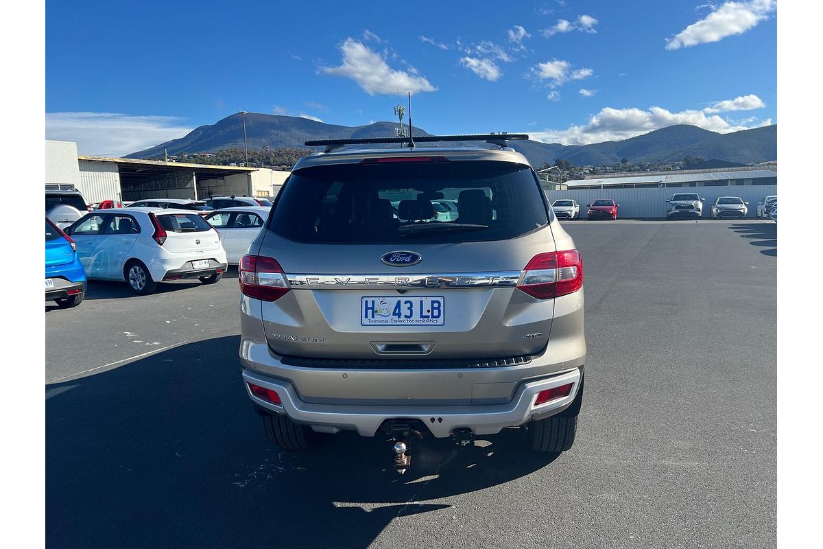 2015 Ford Everest Titanium UA