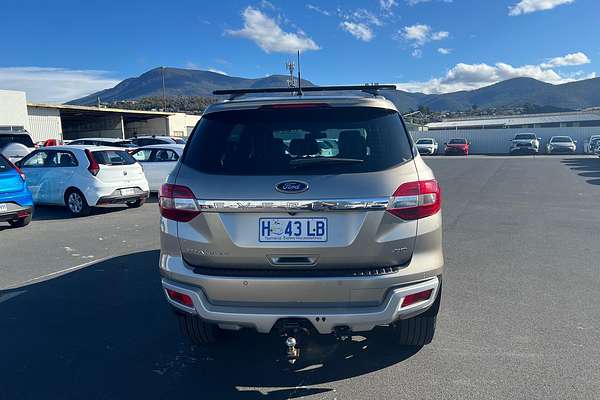 2015 Ford Everest Titanium UA