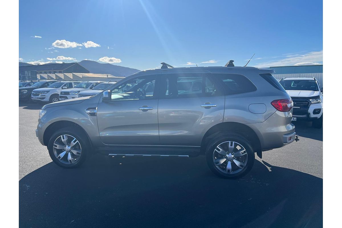 2015 Ford Everest Titanium UA